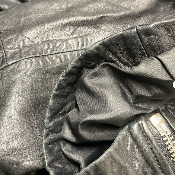 Madewell The Washed Leather Motorcycle Jacket in Trur Black size Medium - Picture 16 of 16